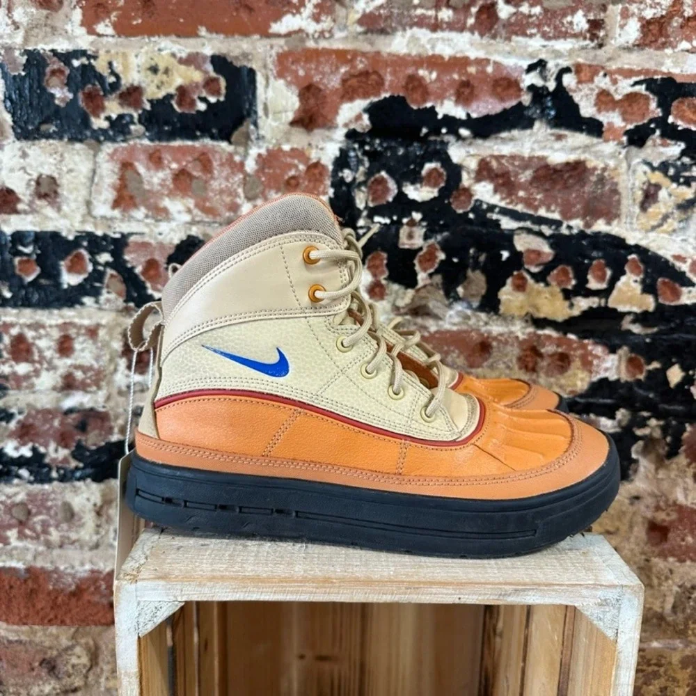 Nike ACG Woodside 2 High GS Orange Tan Blue Boots 524872-201 Mens 6Y Womens 7.5